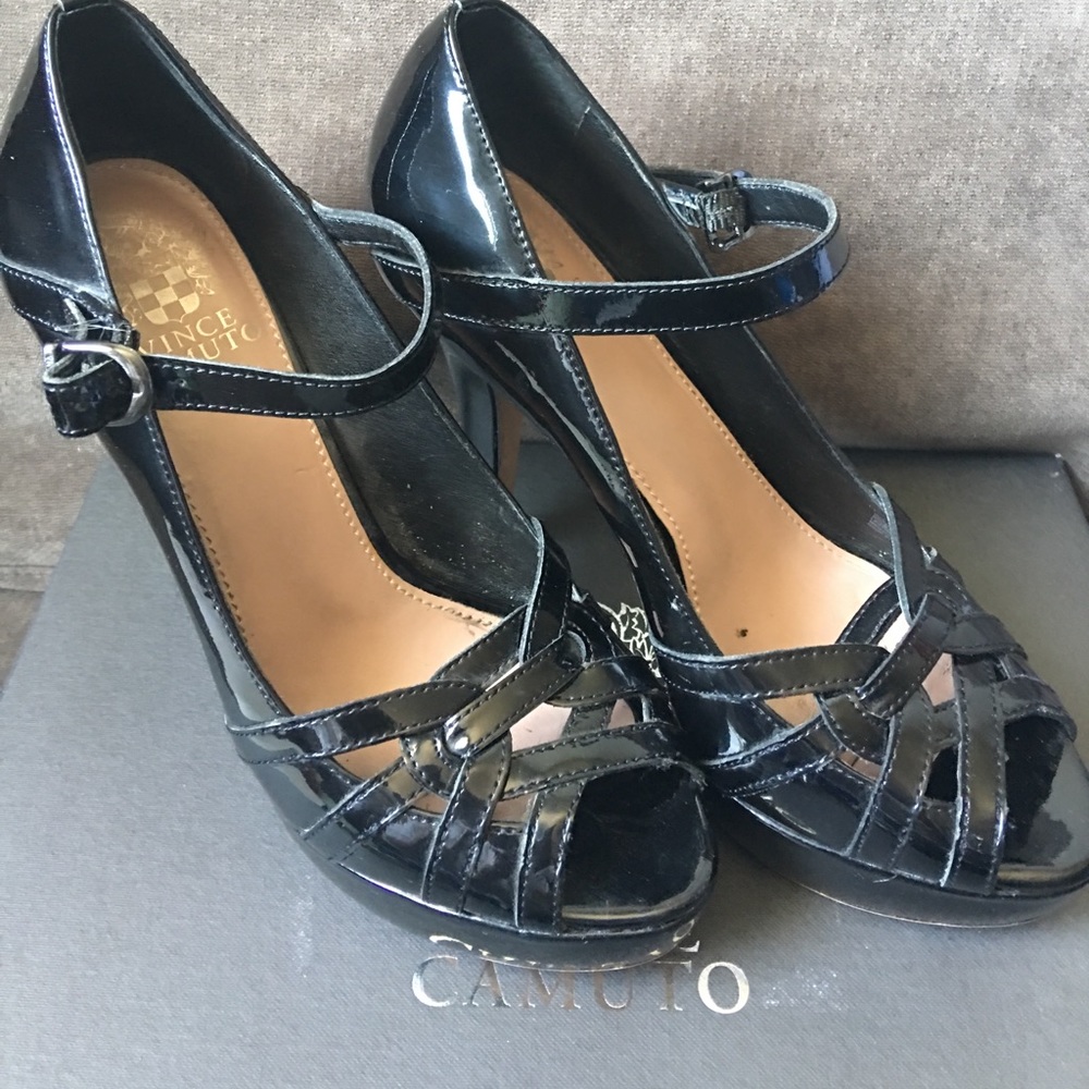 Vince Camuto Black patent heels