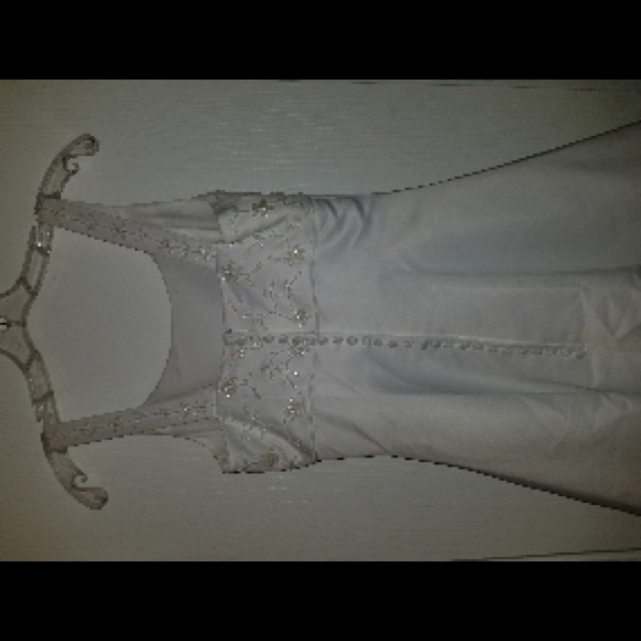 Size 4 wedding dress - Picture 3 of 6