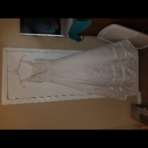 Size 4 wedding dress - Picture 5 of 6