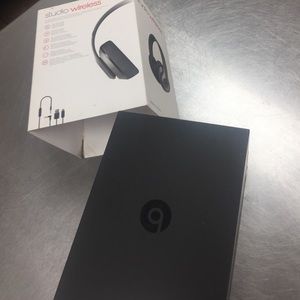 Beats By dr Dre box