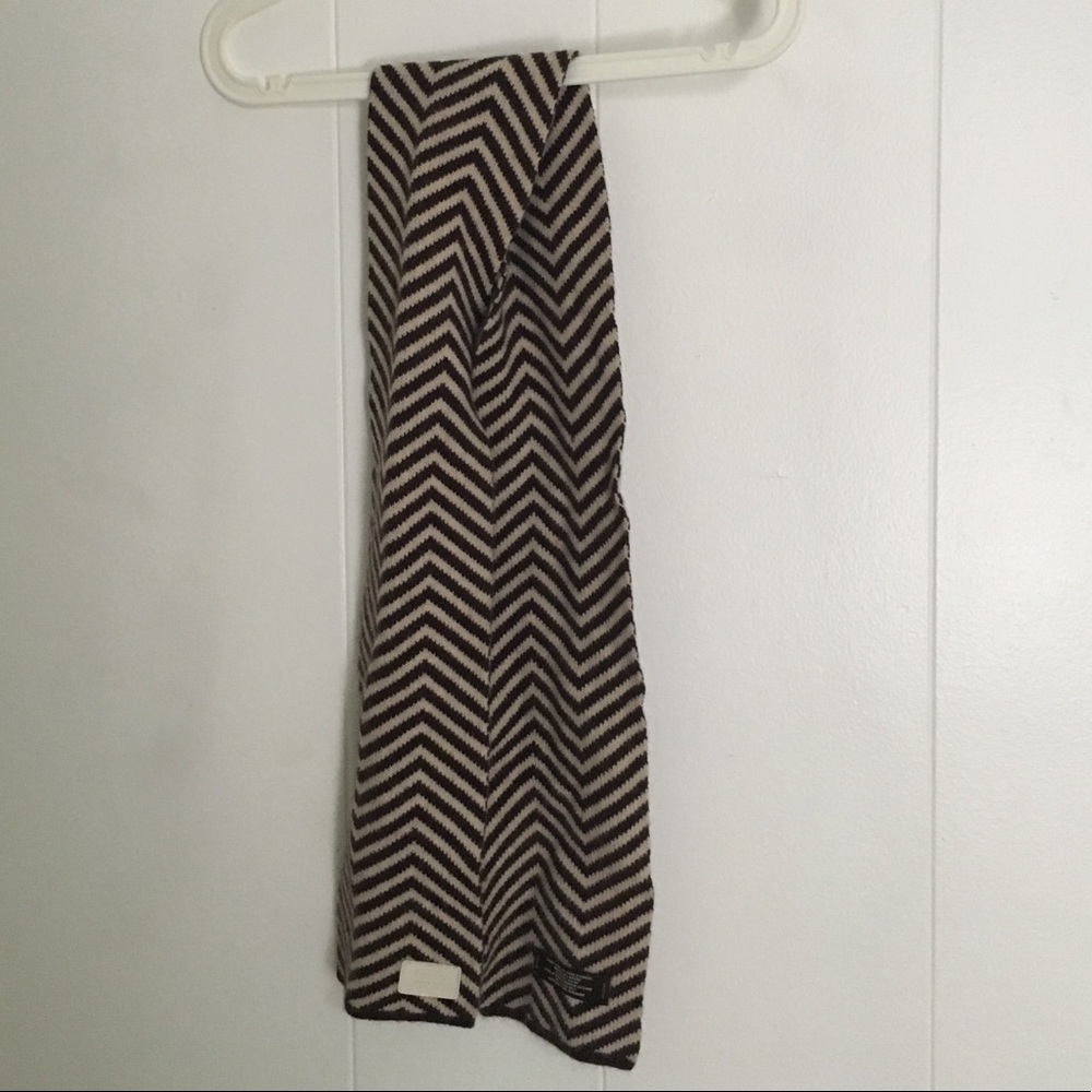 Coach brown and white scarf