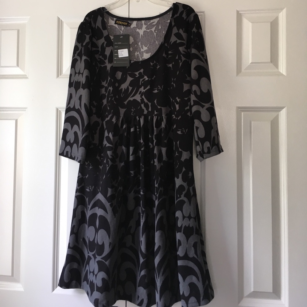 Empire waist black and gray tunic