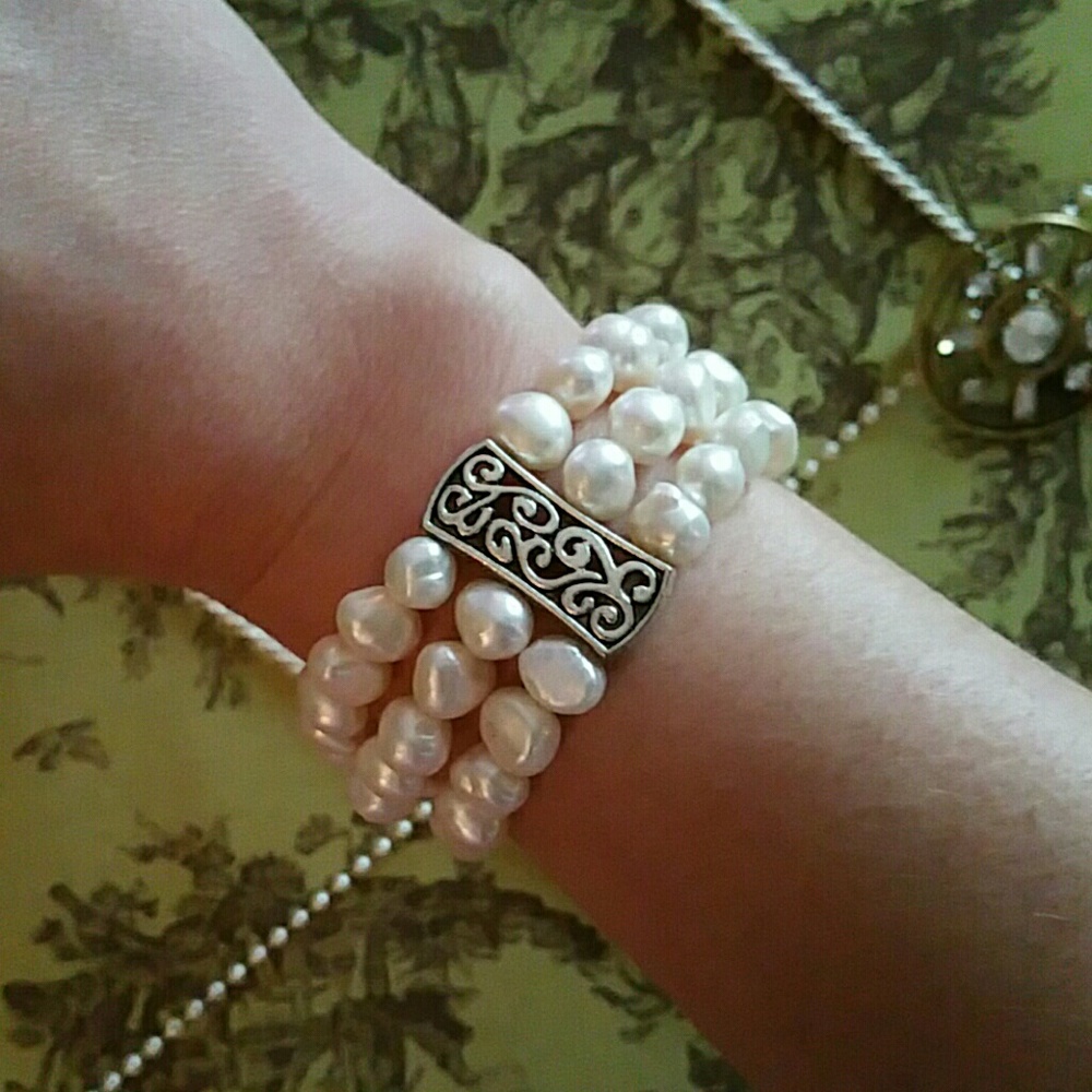 Pearl Bracelet