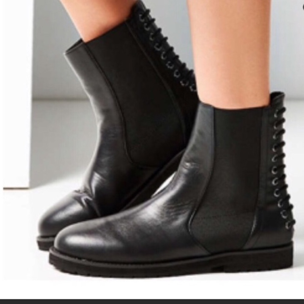 Urban outfitter Bonacasa Boots