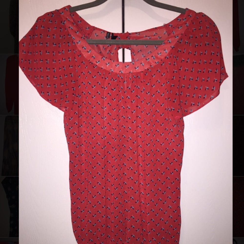 Coral sheer Maurice's top with keyhole back