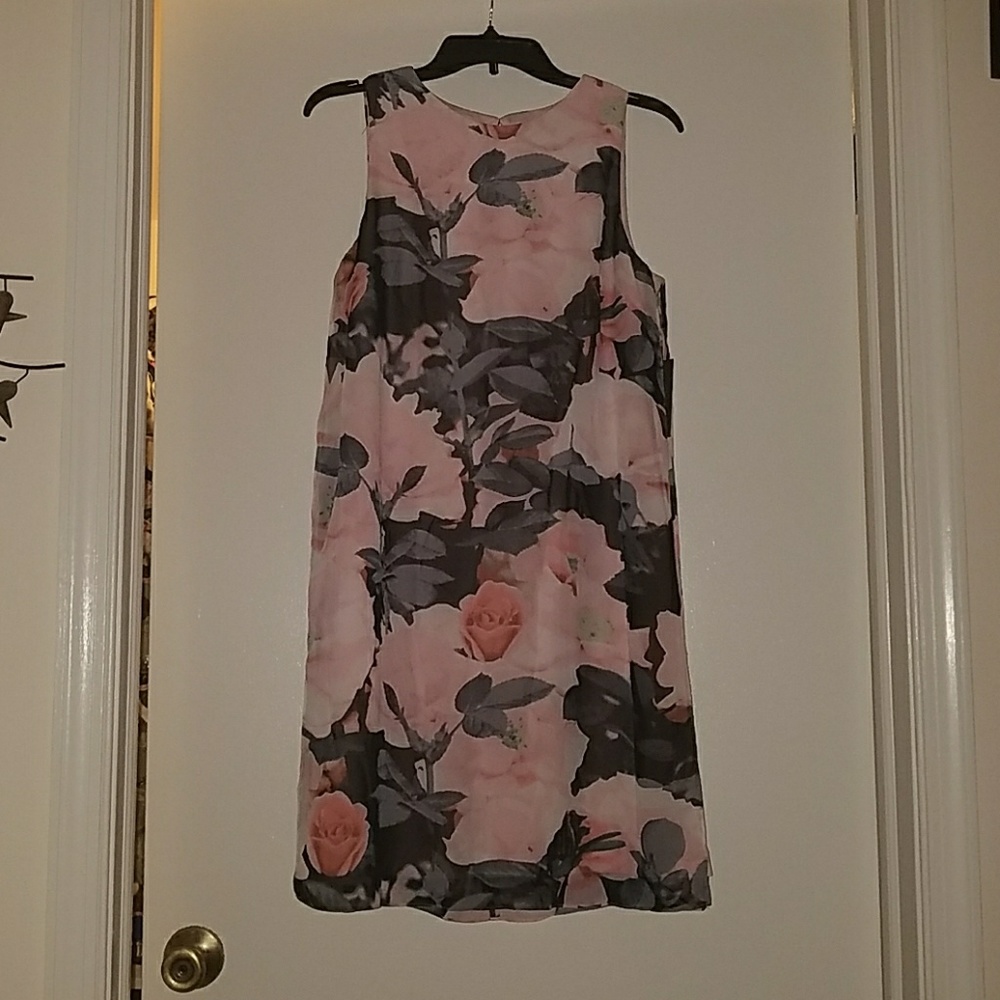 Floral pink dress