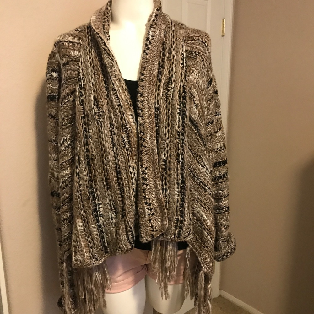 Skies are Blue Pretty Cardigan. NWT