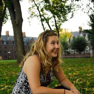 Meet your Posher, Daria