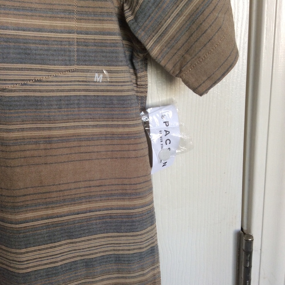 NWT PacSun Button Up - Picture 5 of 5