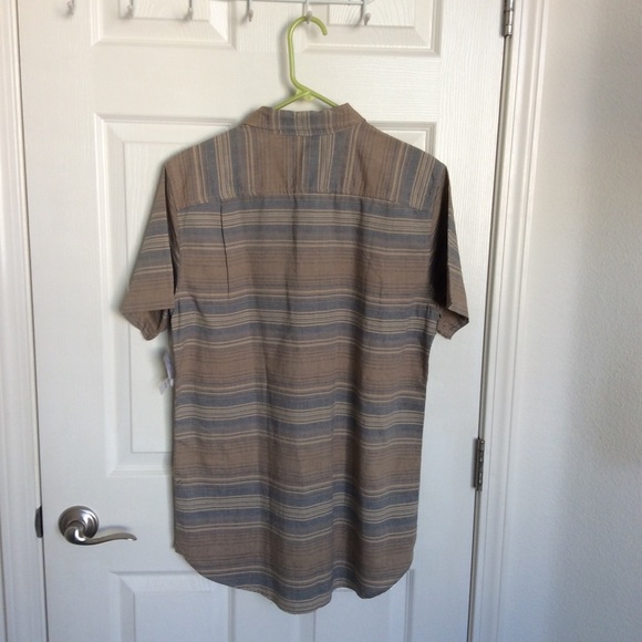 NWT PacSun Button Up - Picture 4 of 5