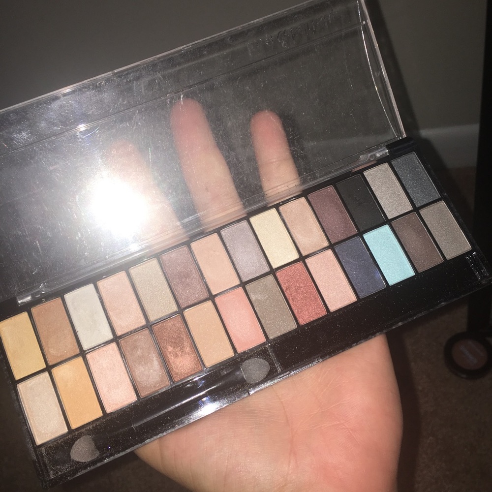 Eyeshadow