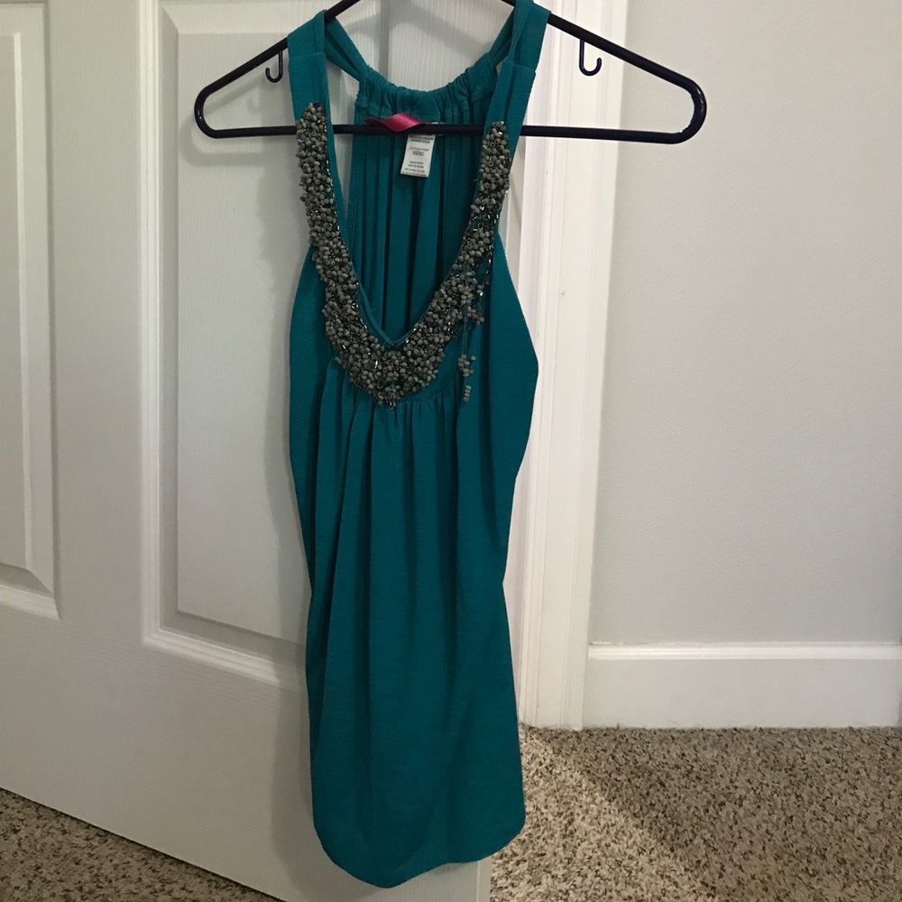 Sleeveless tank