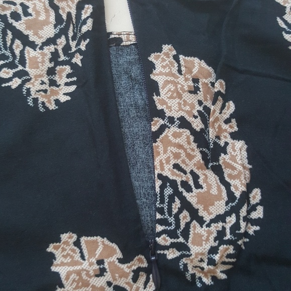 Blue and tan leaf set - Picture 3 of 3