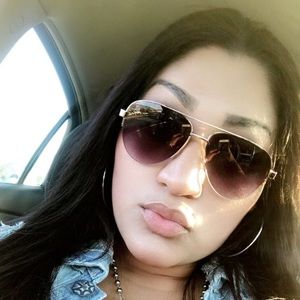 Meet your Posher, Janett