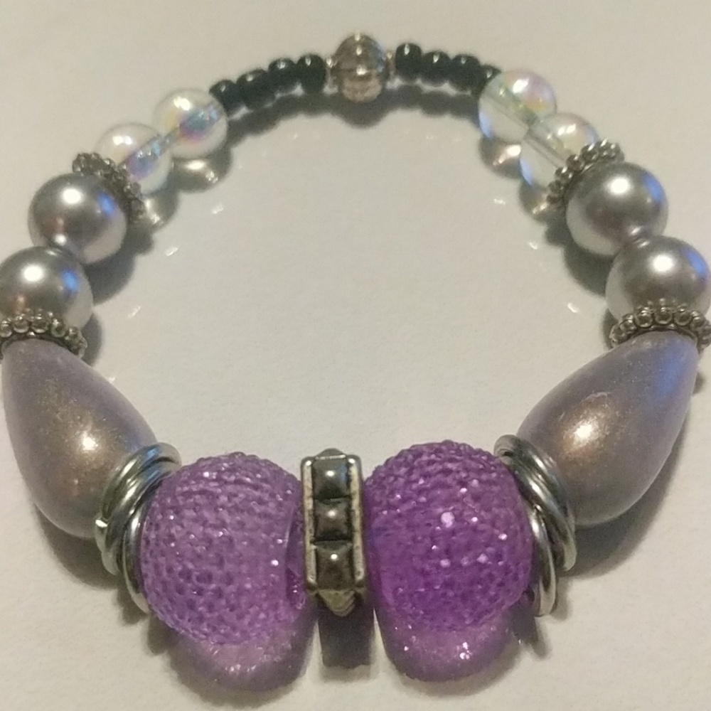 Beaded bracelet