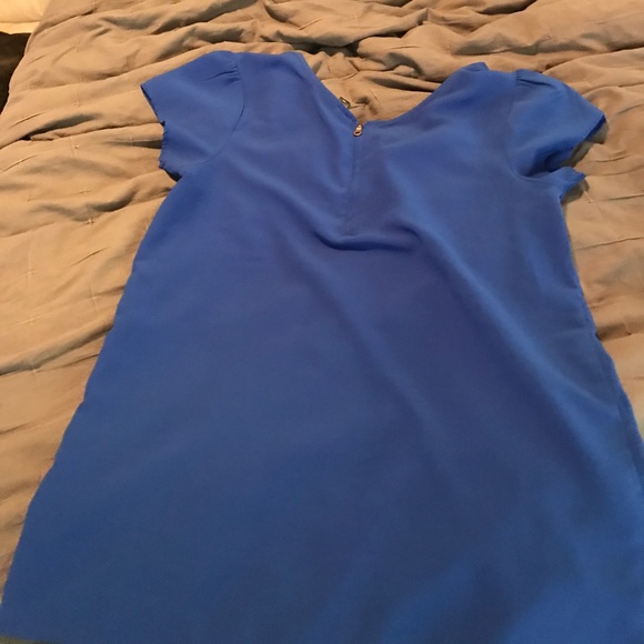 Perfect condition! Cobalt blue top - Picture 3 of 3