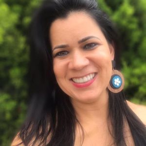 Meet your Posher, Ana