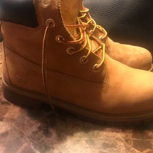 Boys Timberlands
