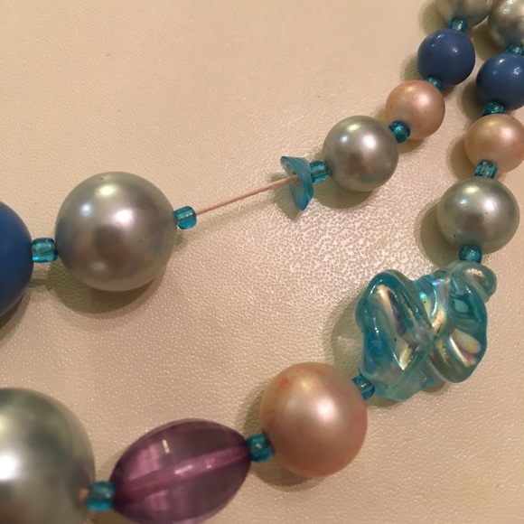 Vintage Japan Two Strand Blue Beads Necklace - Picture 4 of 11