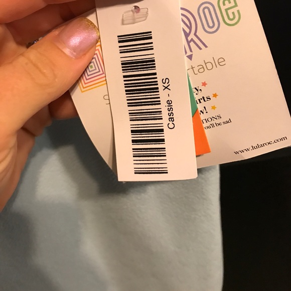 LuLaRoe Cassie NWT - Picture 2 of 3