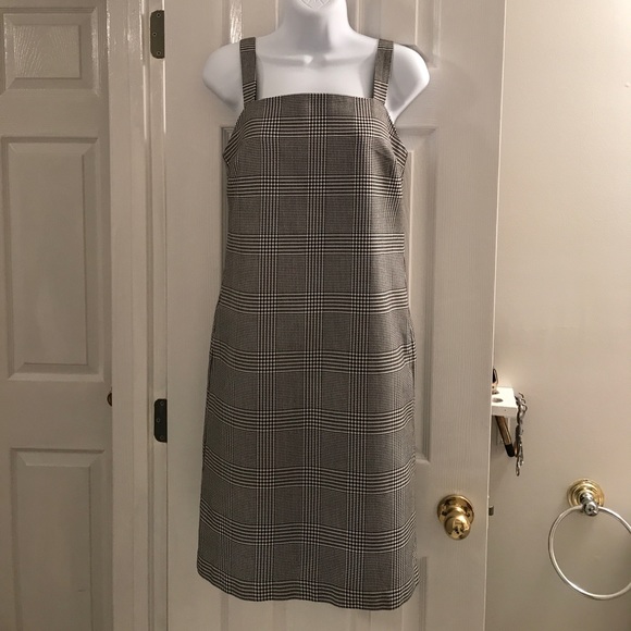 Tommy Hilfiiger Dresses & Skirts - Tommy Hilfiger