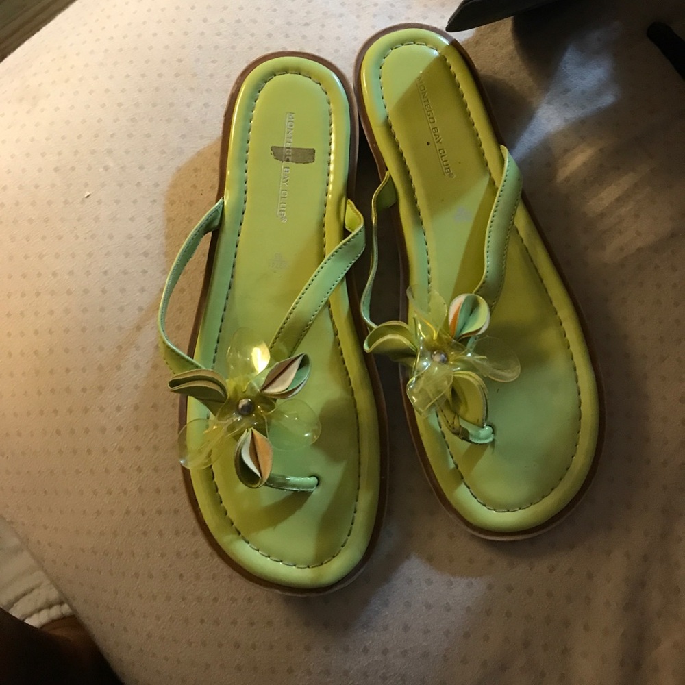 Green floral sandals