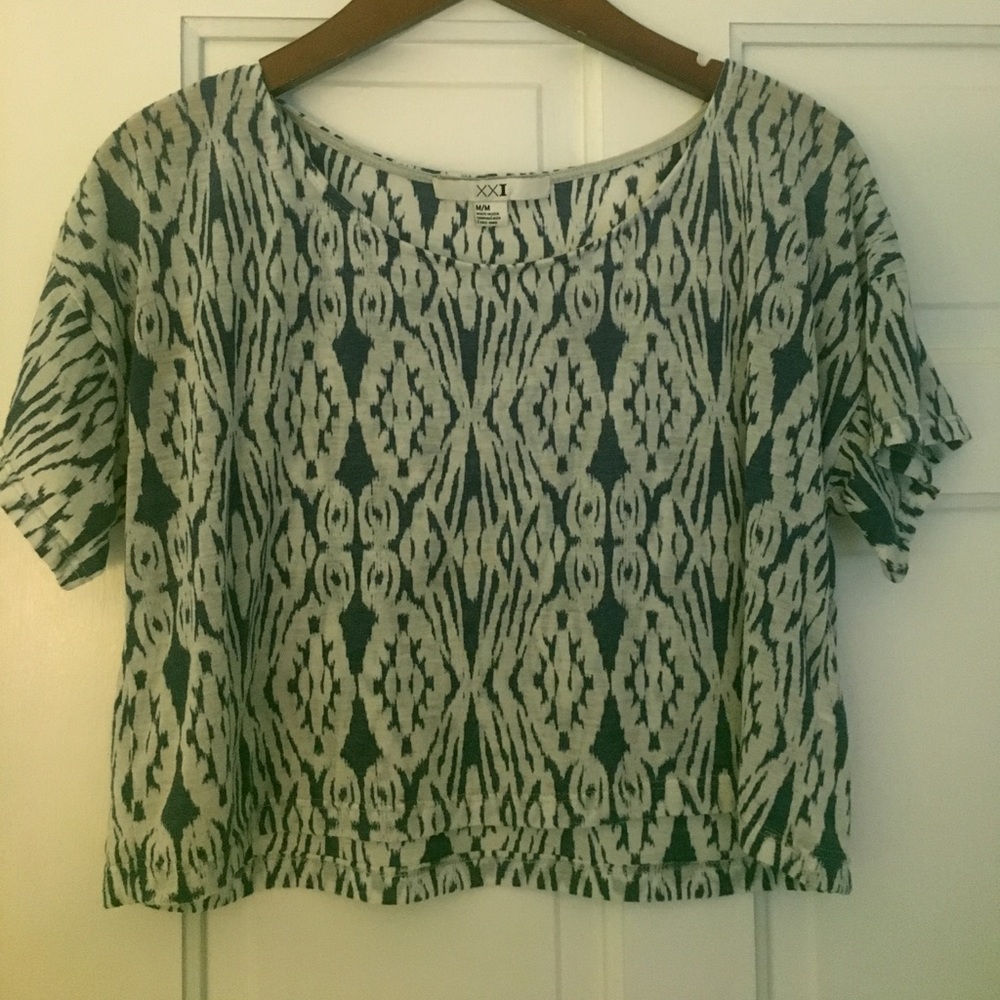 Flowy t-shirt