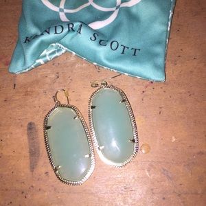 Beautiful Kendra Scott earrings