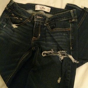 🌸SALE🌸Hollister size 3S jeans ripped