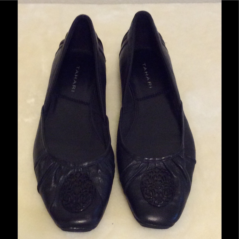 Tahari Leather Flat