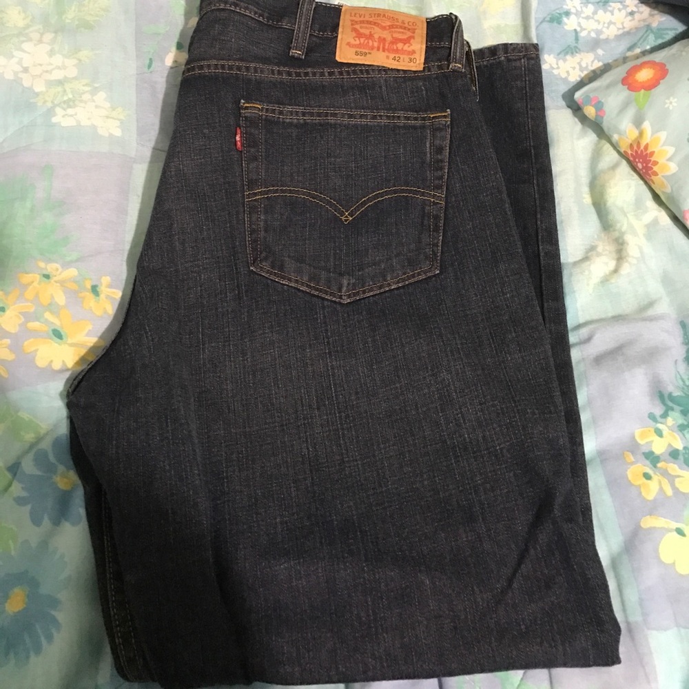 Men's Levi's W 42 L 30 new