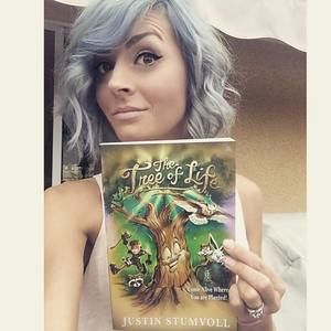 Meet your Posher, Abigail