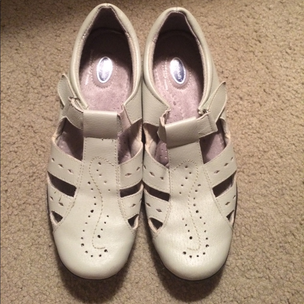 Dr scholl's sage green leather sandals