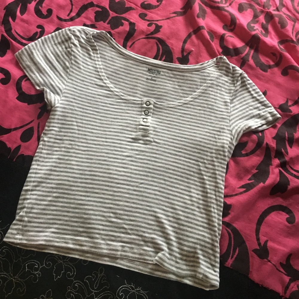 striped button top