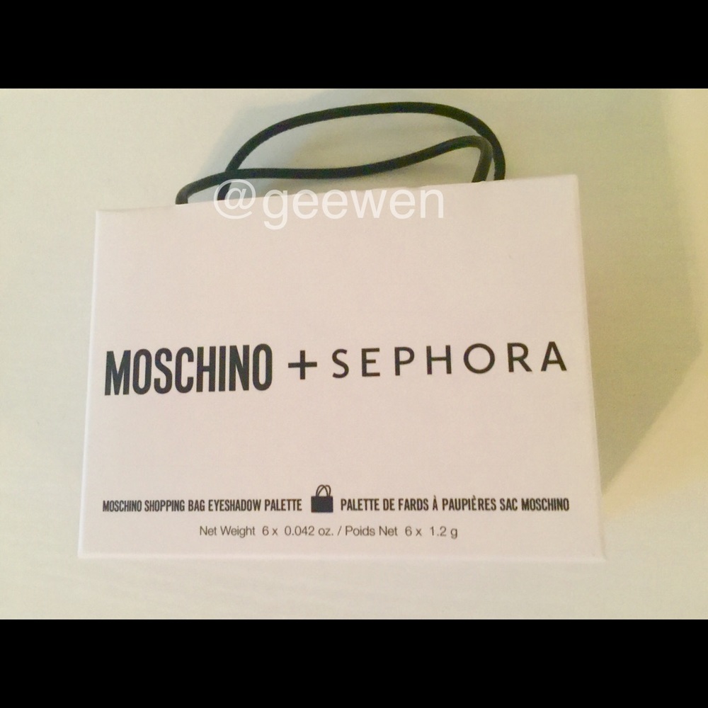 Moschino Sephora Shopping Bag Eye Shadow palette