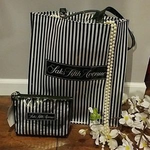 SAKS FIFTH AVE. Clear Tote & Makeup bag