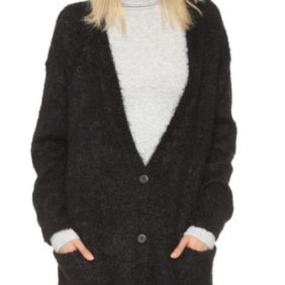 Oversized black super soft sweater