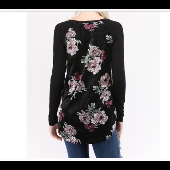 Floral raglan sleeve tunic Gently used like new - Picture 3 of 4