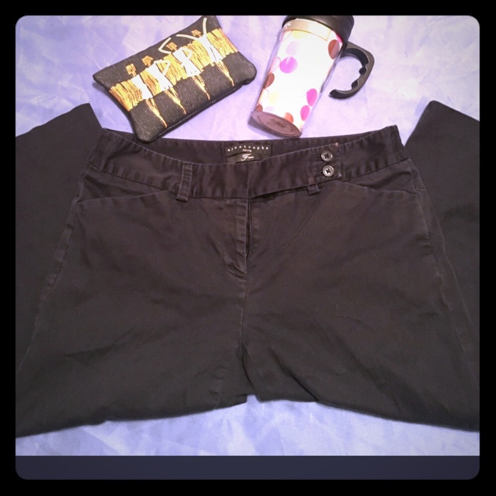 Size 6P Black Capris