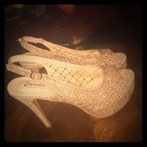 Dressy Platform Pumps