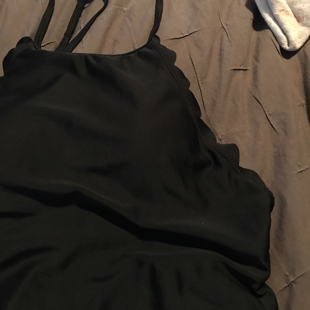 Never worn - Picture 2 of 3