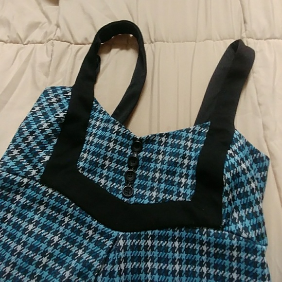 Dress - Picture 2 of 3