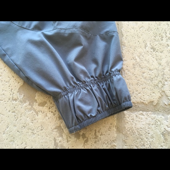 Nike Boy's 3/4 Length Joggers, Dri-fit, Large - Picture 4 of 5