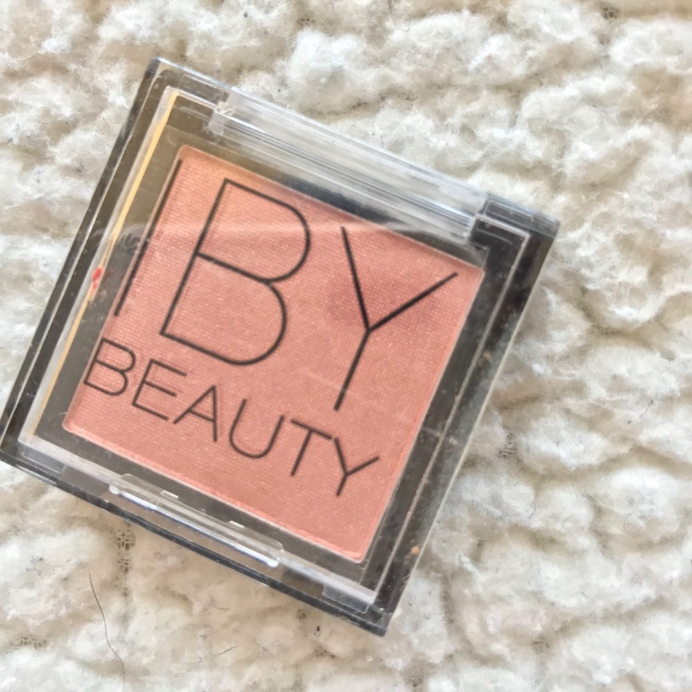 BRAND NEW/SEALED IBY Mini Beauty Highlight