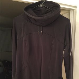 Lululemon Fleece Please Pullover sz 8