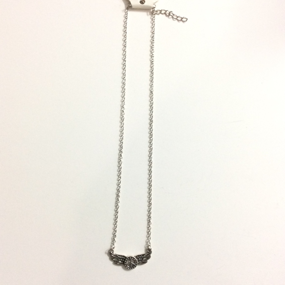 NEW Peace sign with wings necklace - Picture 2 of 3