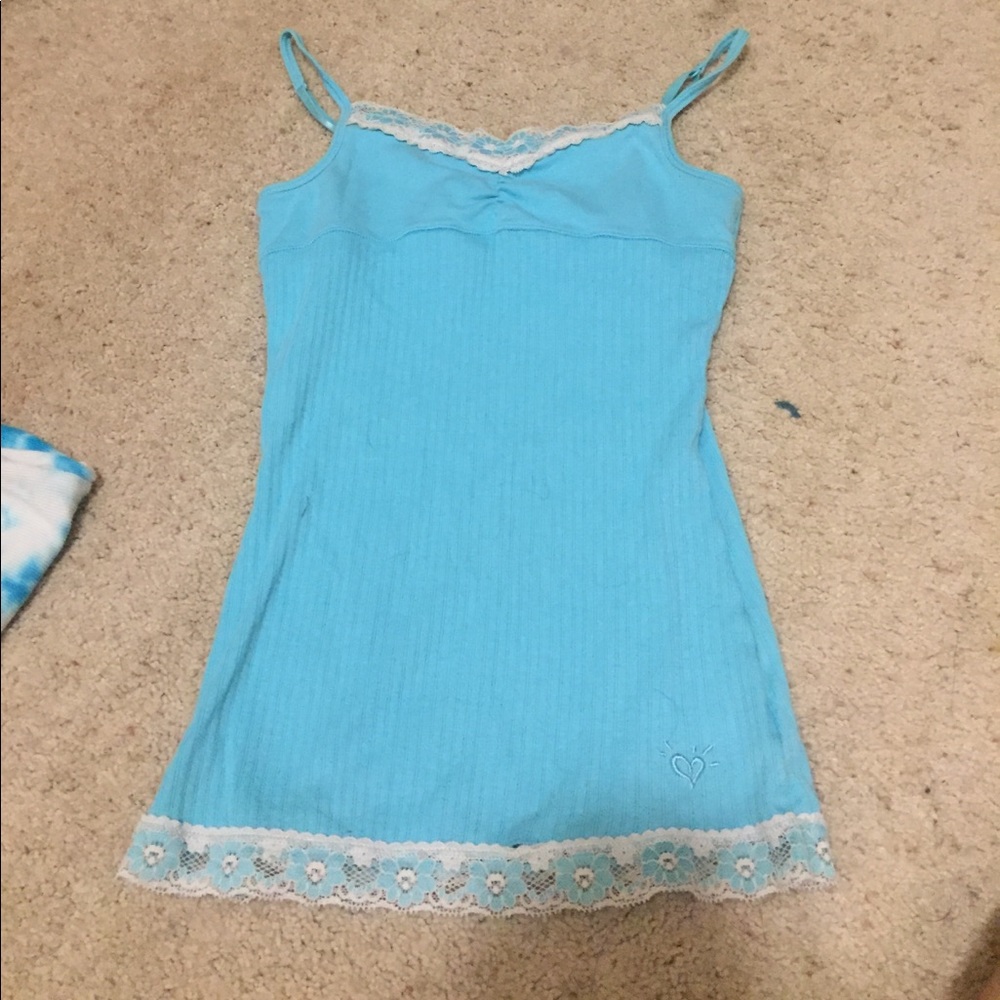 Tank tops! - Picture 2 of 6