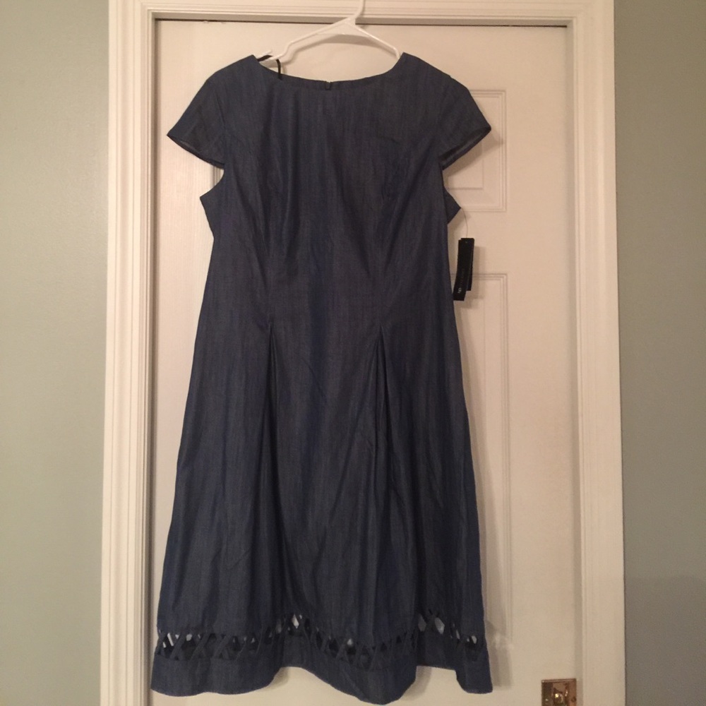 Women's dress