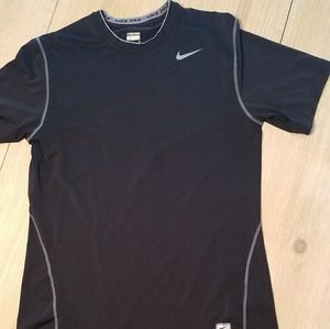 Mens Nike Fit shirt
