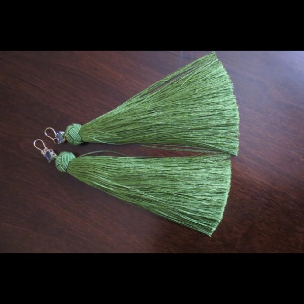 Tussel earring with rainbow topaz CZ stud